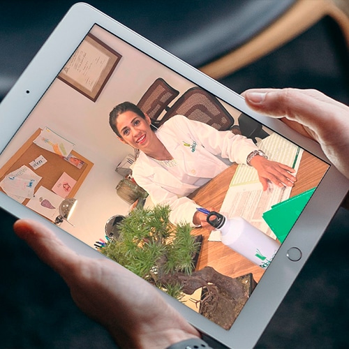 Adelgar a Distancia ofrece un método individual y 100% adaptado, con consultas médicas y nutricionales en las que podrás conectar cara a cara por videollamada. | Clínica Adelgar, tu clínica de adelgazamiento y cirugía estética en Madrid